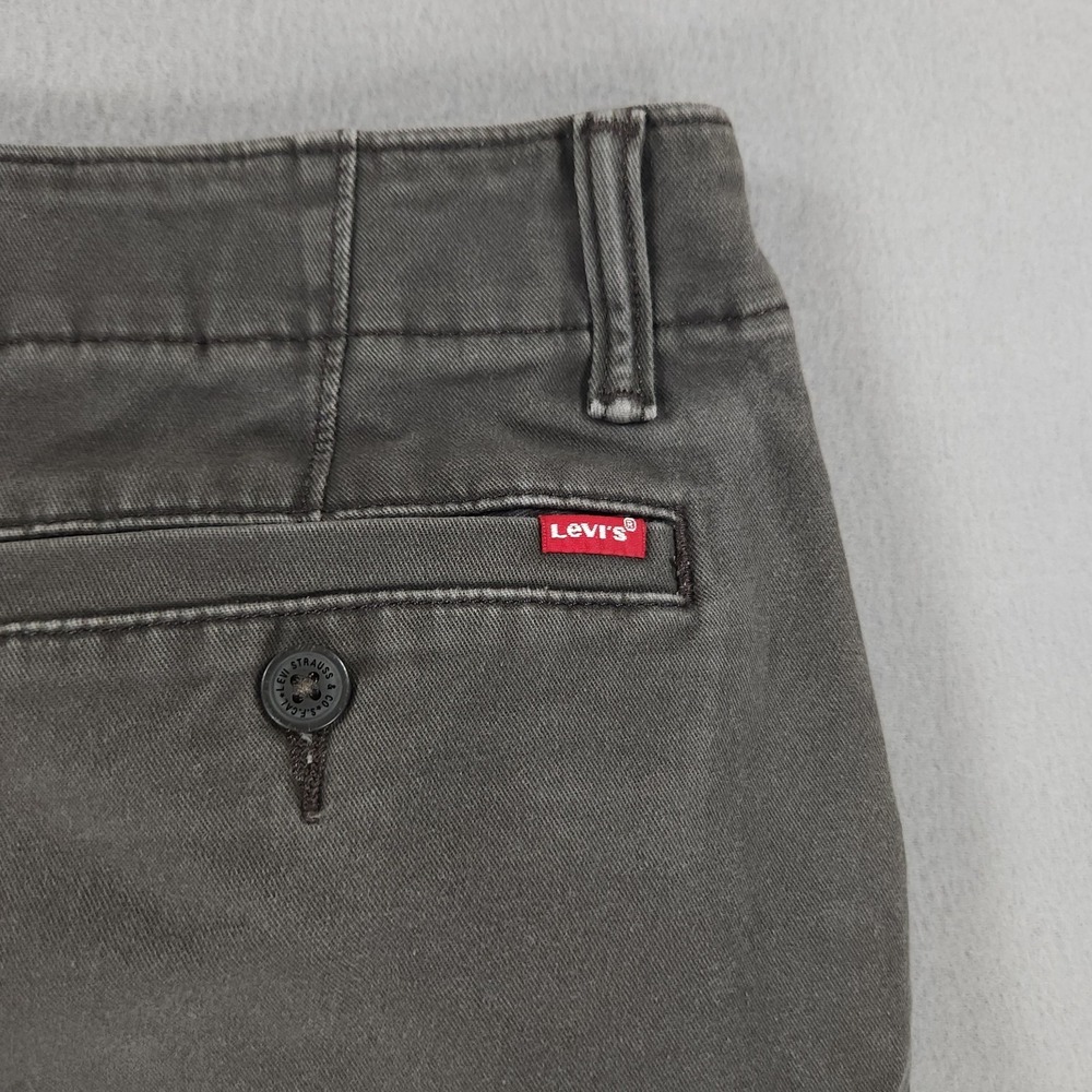 Levi's Men's Cargo Pants Gray Chino XX Standard Taper 5 Pockets 33x30 - Picture 13 of 13